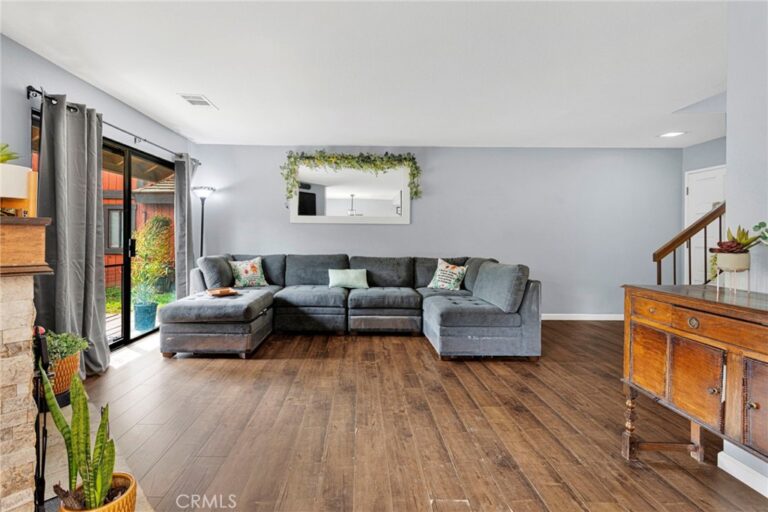 152 Cedar Creek, San Dimas