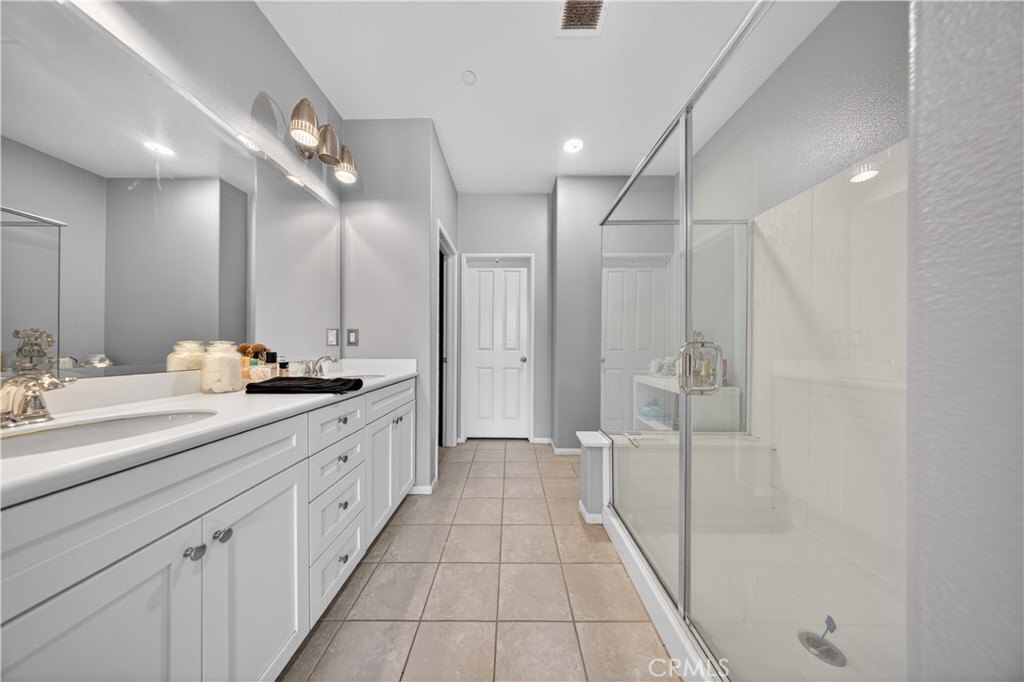 16001 bldg 2/9 chase rd, Fontana
