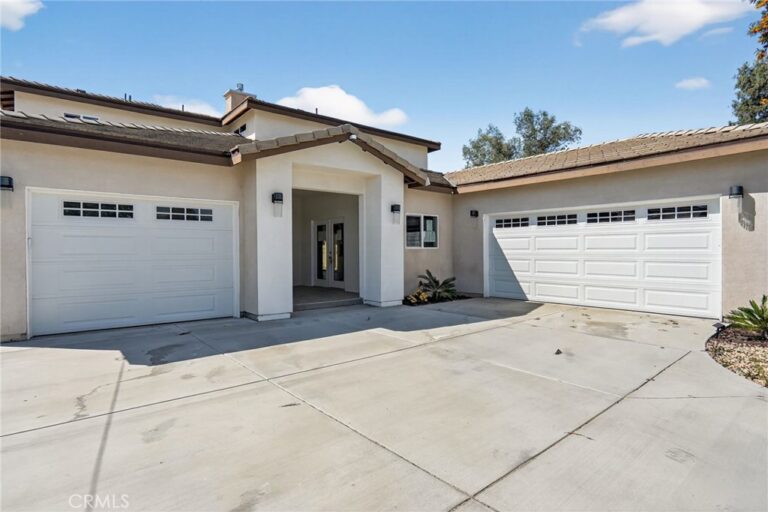 16015 Ceres Avenue, Fontana