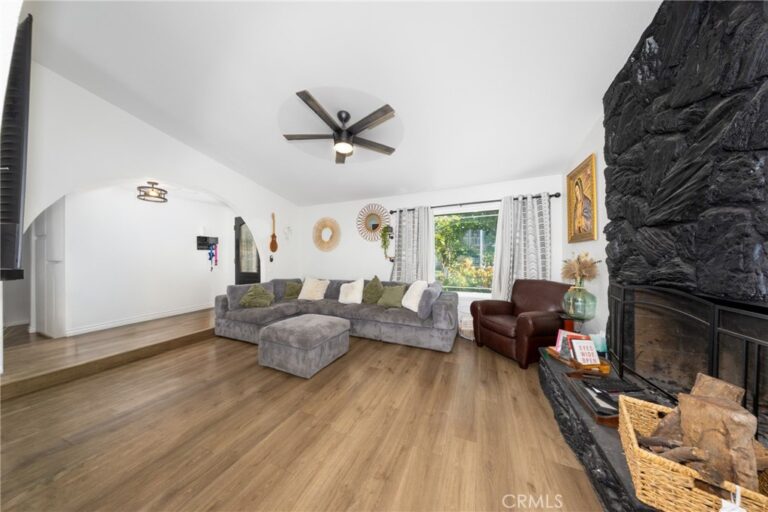 16108 Tullock, Fontana