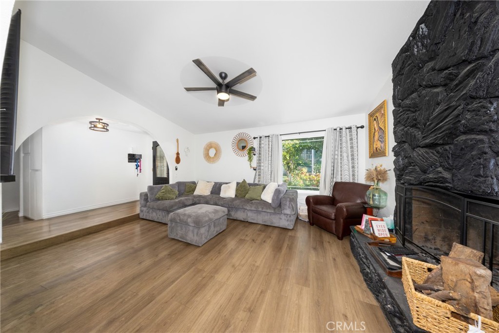 16108 Tullock, Fontana