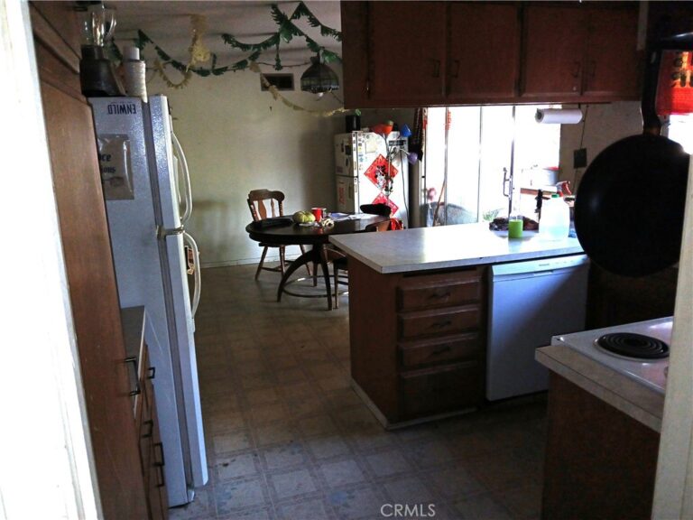 1662 Denver, Claremont