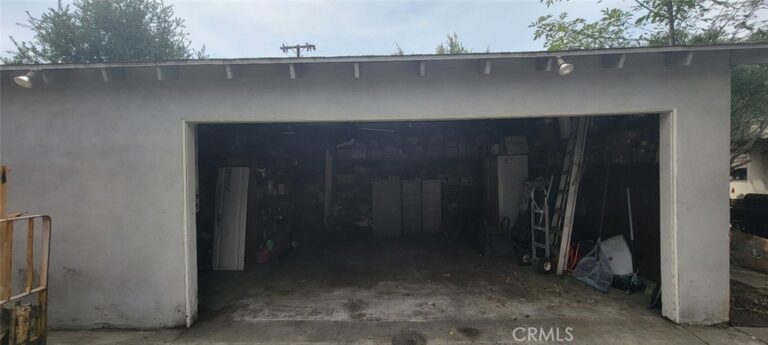 1662 Denver, Claremont