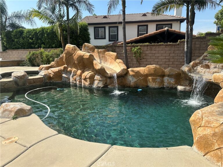 1829 Newcastle, San Dimas