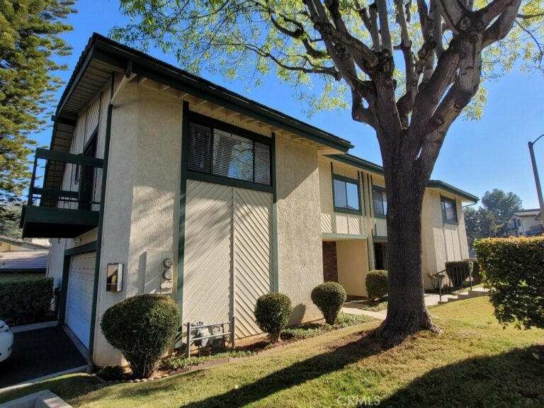 2317 E Curtis ct #9, Glendora