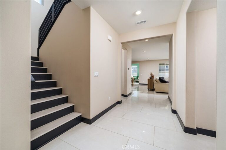 2414 Crater Avenue, Rialto