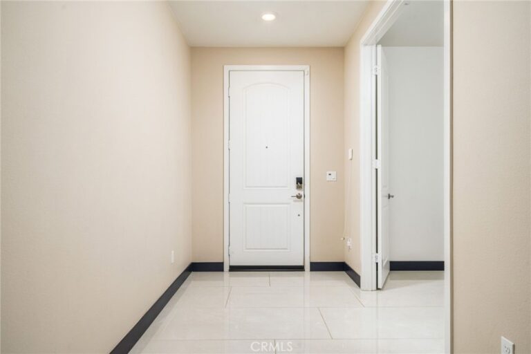 2414 Crater Avenue, Rialto