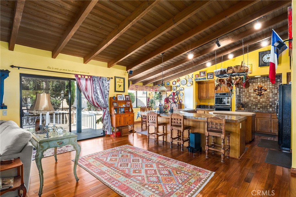 2421 Cliff Road, Upland