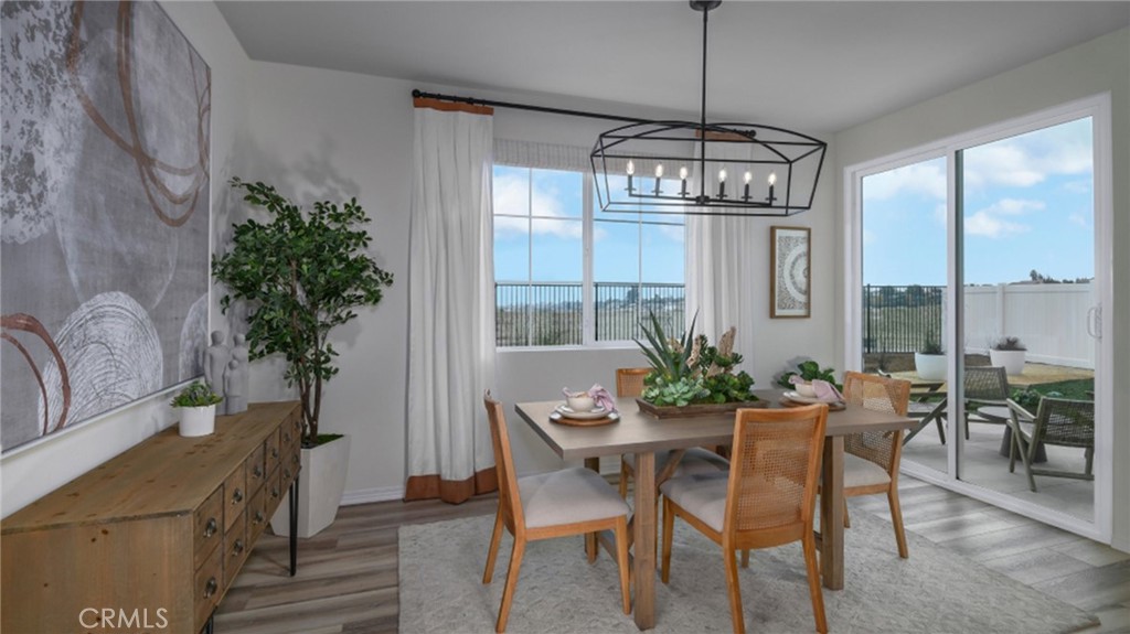 2431 Gunner Ridge Way, Rialto