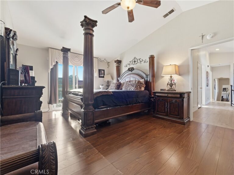 2444 N Magnolia, Rialto