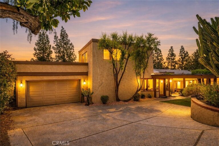 2480 Vista Drive, Upland