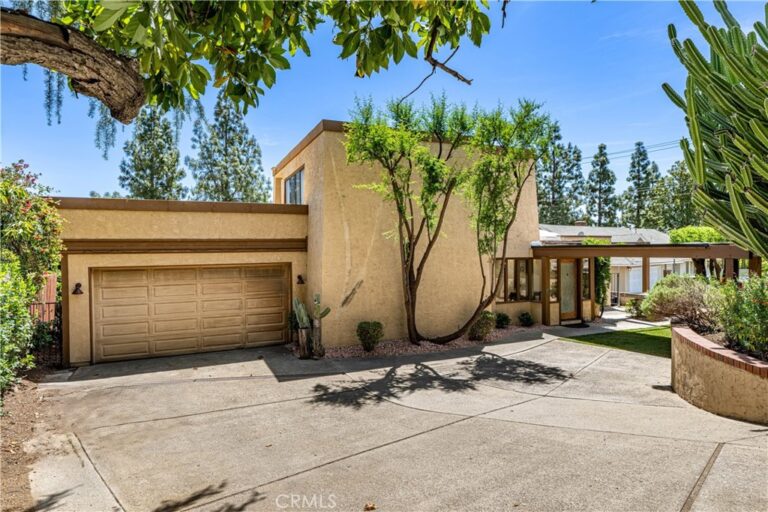 2480 Vista Drive, Upland