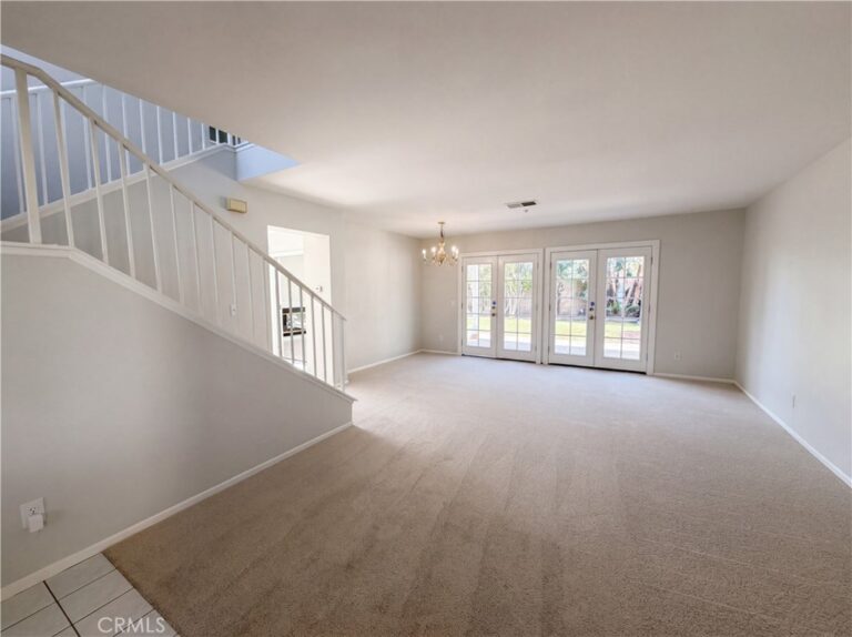 2565 W Fairview Drive, Rialto