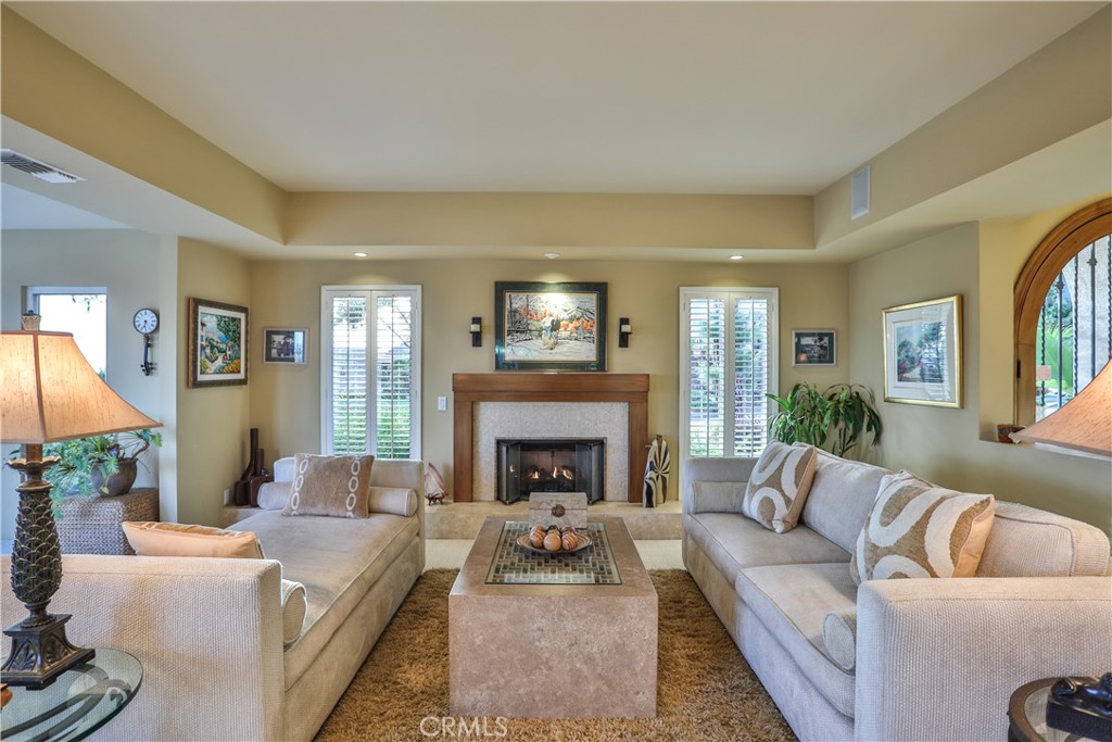 2708 N Mountain Avenue, Claremont