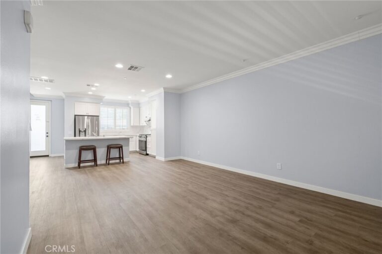 2778 Daybreak, Pomona