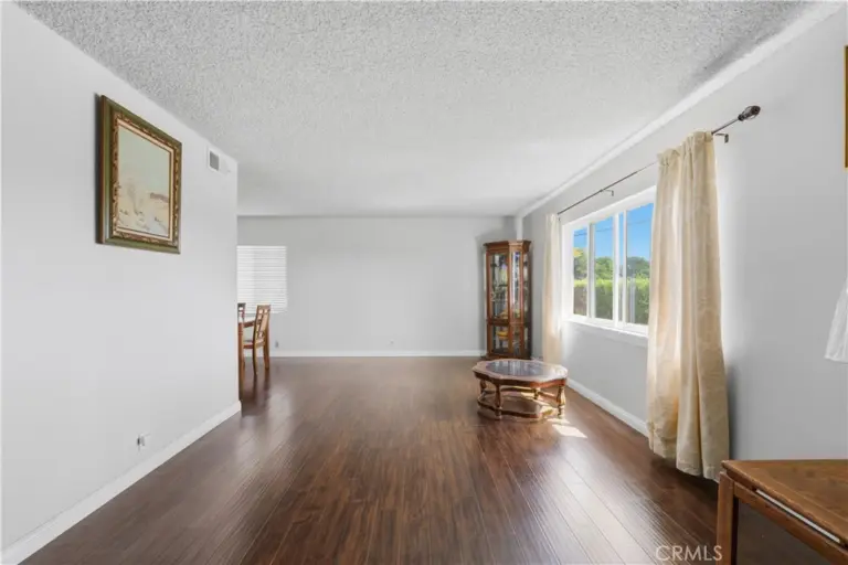 285 W Covina, Covina