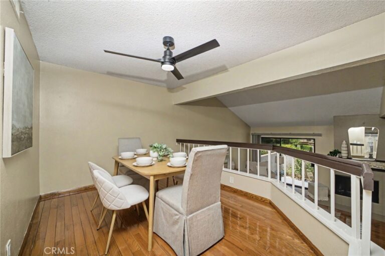 3 Saddlewood, Pomona