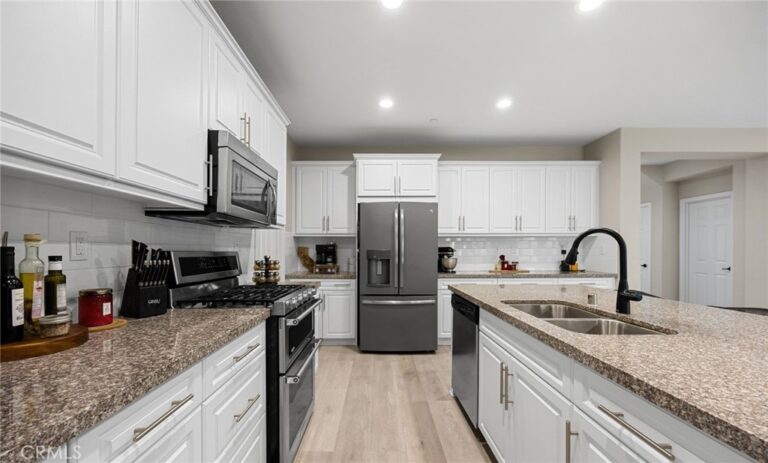 3009 E Arbor Lane, Ontario