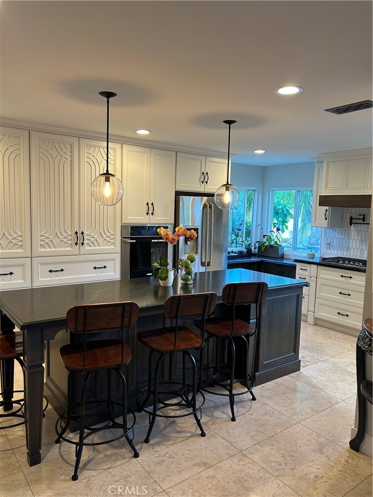 42 Rainbow Ridge, Pomona