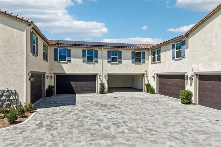 4279 S Hermosa Paseo, Ontario