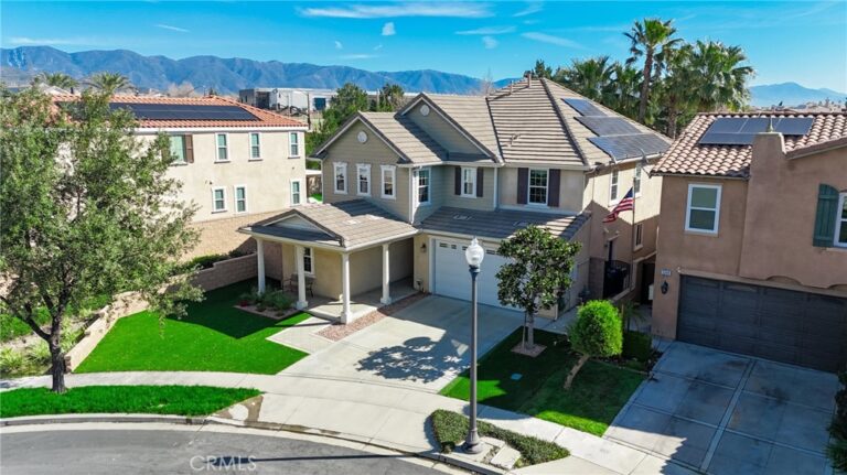 5341 Parma, Fontana
