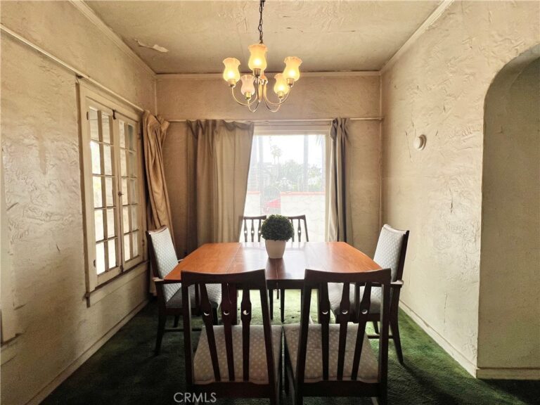 637 San Francisco, Pomona