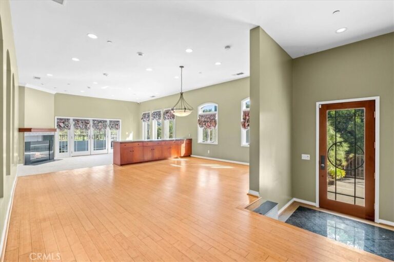779 Iron Bark Lane, San Dimas