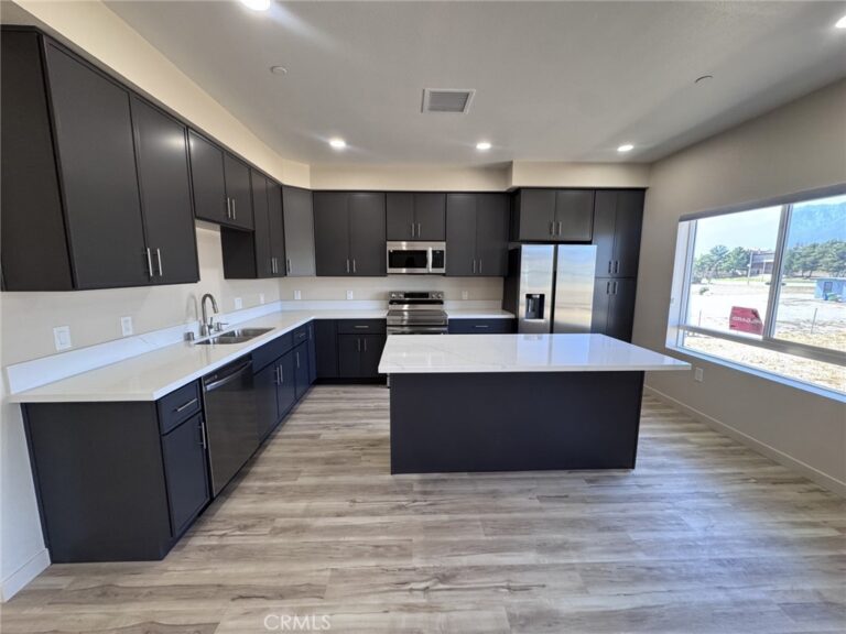 8183 Amerena Way, Fontana