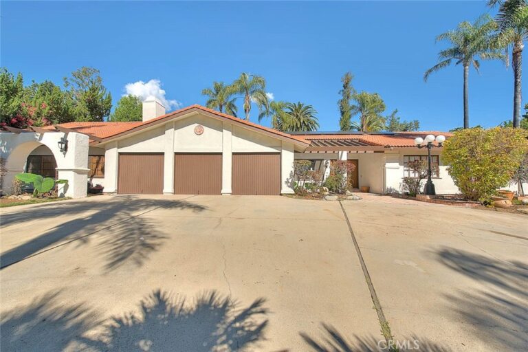 9828 Flying Mane, Rancho Cucamonga