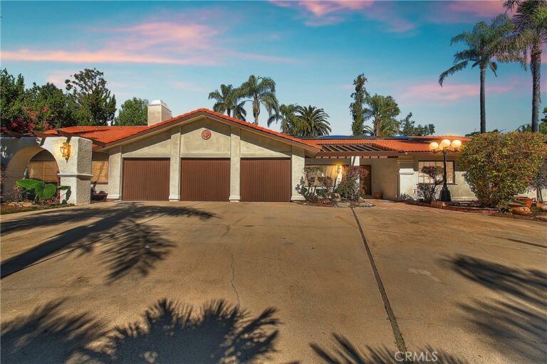 9828 Flying Mane, Rancho Cucamonga