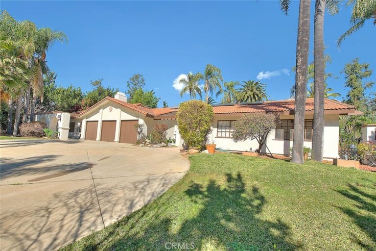 9828 Flying Mane, Rancho Cucamonga