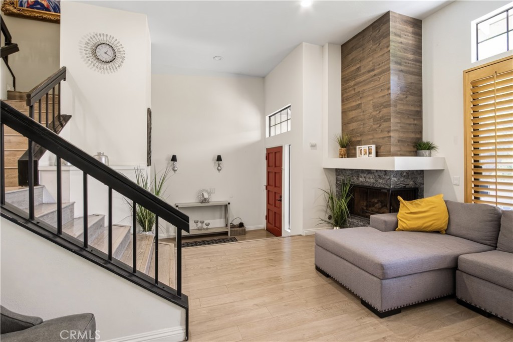 11 Wildflower Pl, Pomona