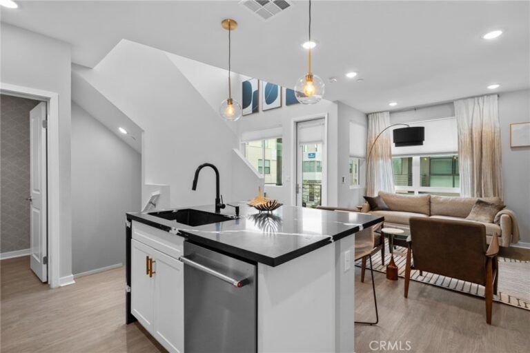 11044 Luminate Drive, Rancho Cucamonga