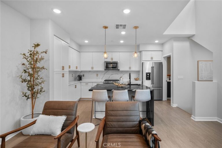 11044 Luminate Drive, Rancho Cucamonga