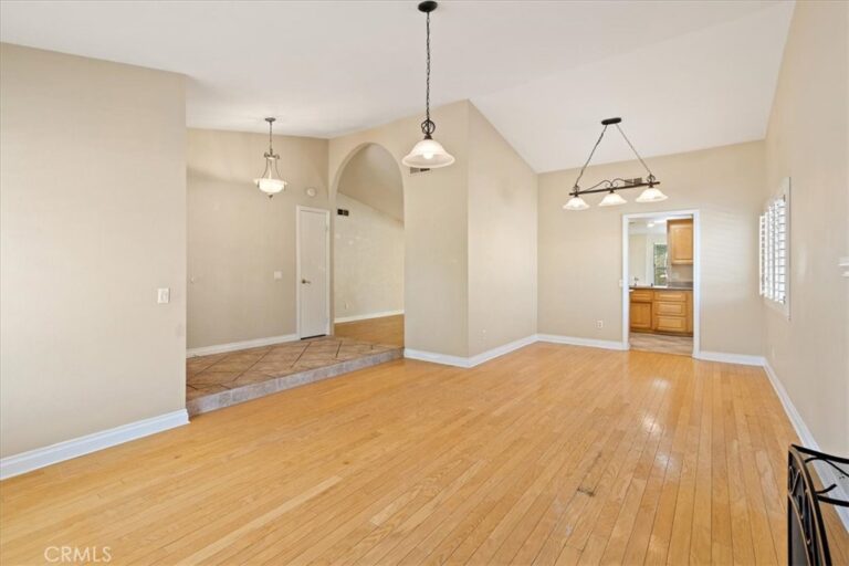 1205 Armando, Upland