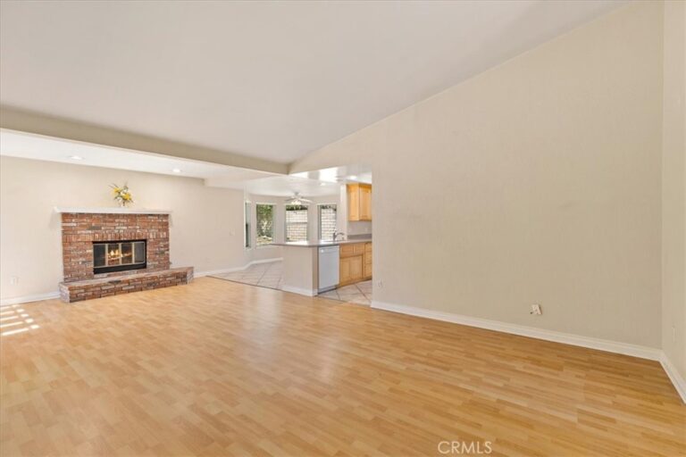 1205 Armando, Upland
