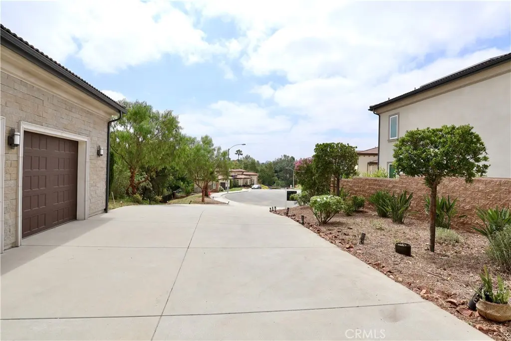 1330 Waterbrook, Walnut