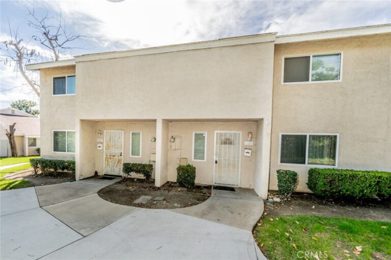 1436 N Elderberry, Ontario