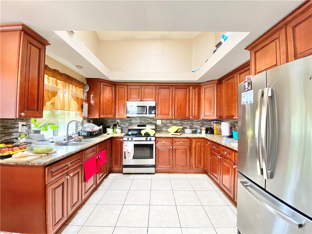 1444 N Sage Avenue, Rialto