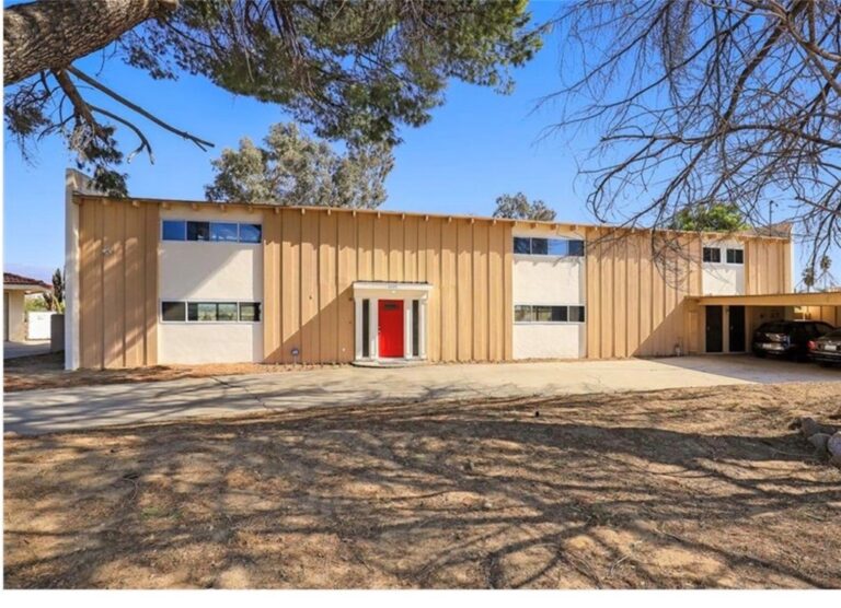 1445 N Pepper, Rialto