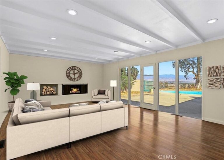 1445 N Pepper, Rialto