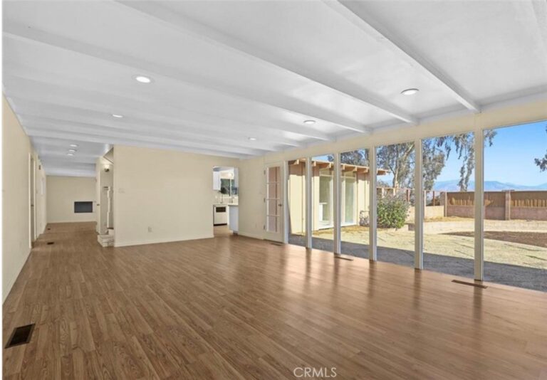 1445 N Pepper, Rialto