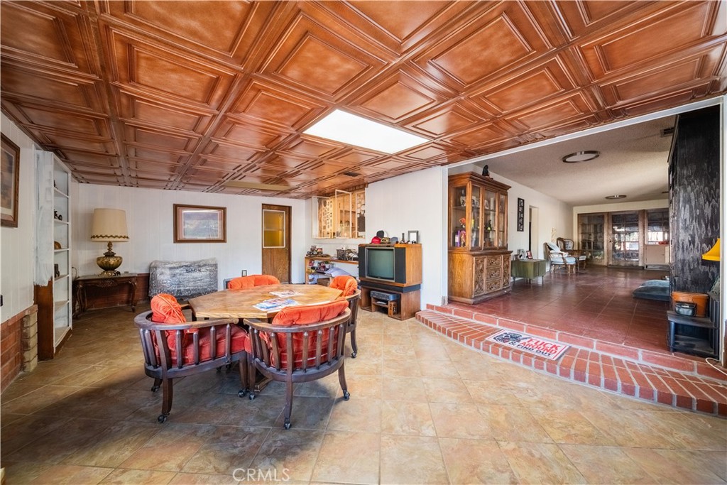 1449 E Bennett Avenue, Glendora