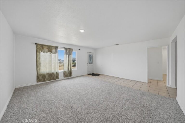14732 Whittram, Fontana