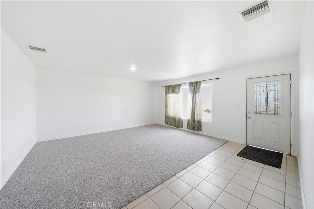 14732 Whittram, Fontana