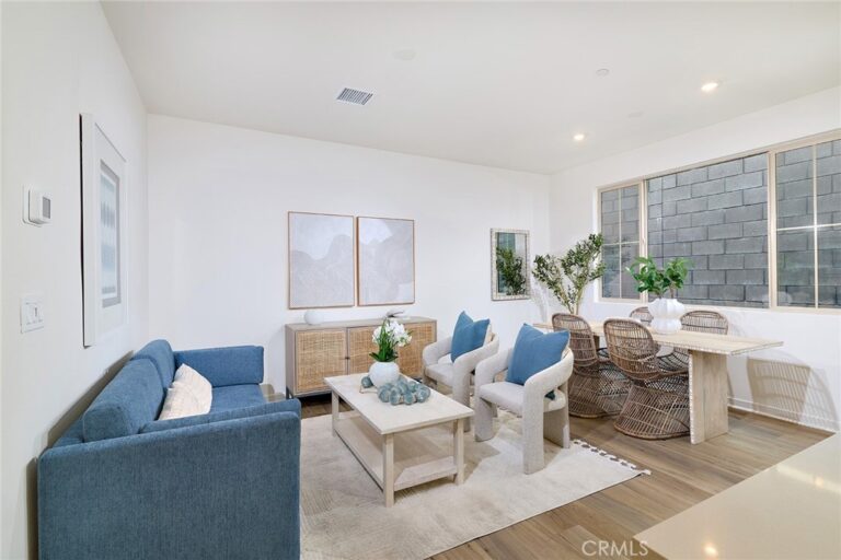 15870 Blue Copper Way, Fontana