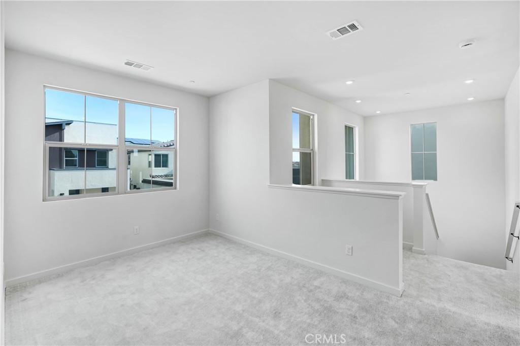 15940 Caterpillar Drive, Fontana