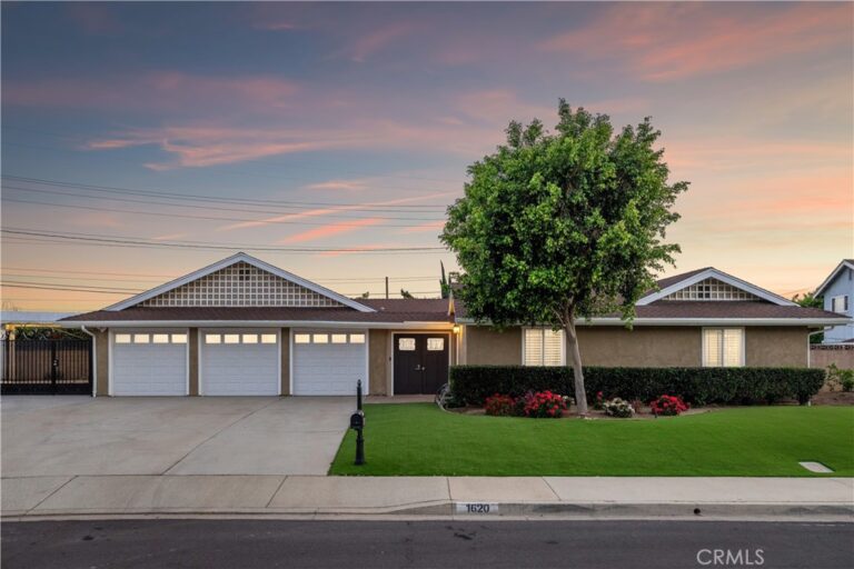 1620 Victoria Place, La Verne