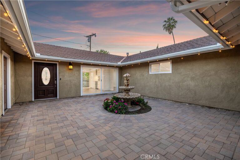 1620 Victoria Place, La Verne