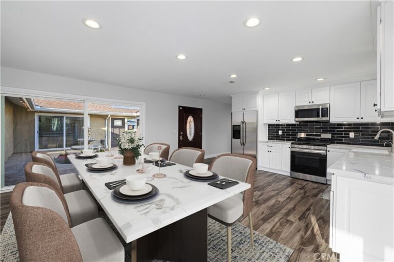 1620 Victoria Place, La Verne